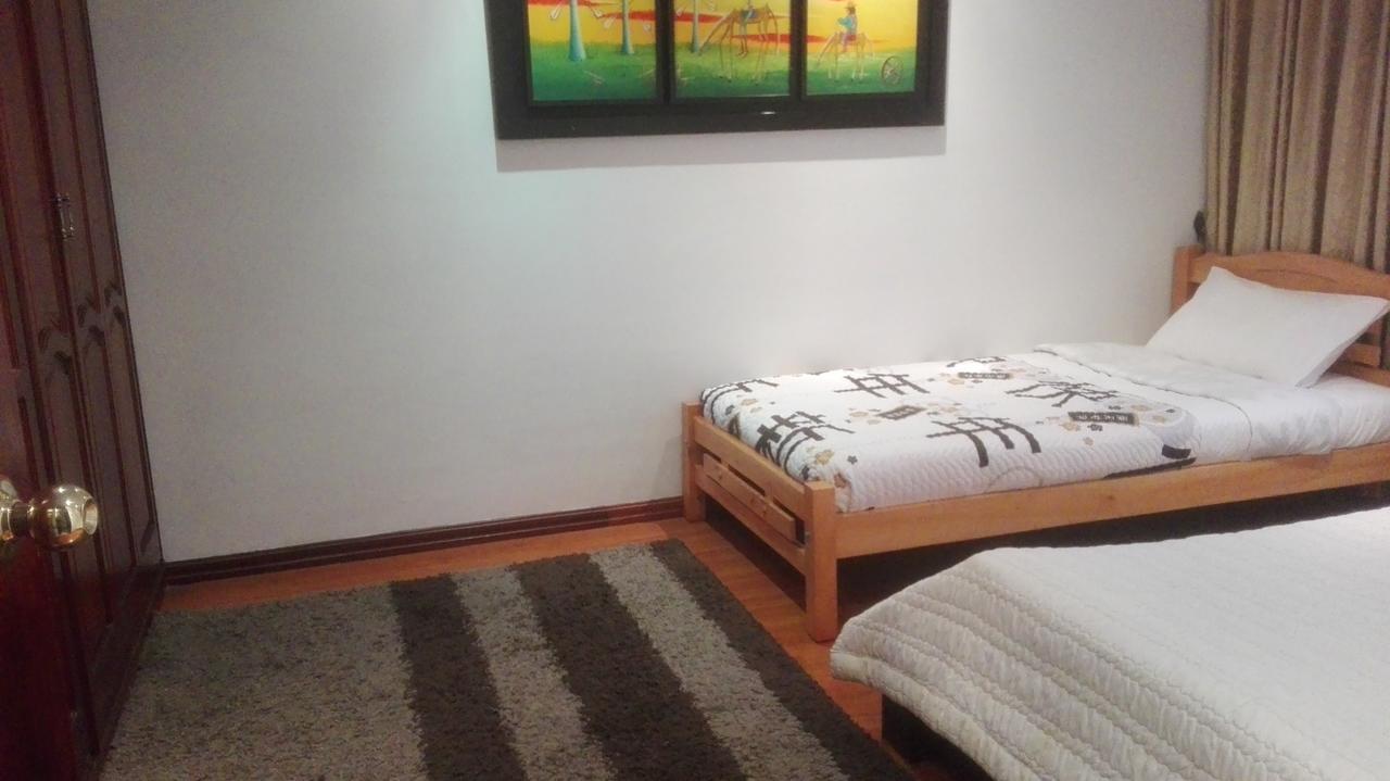 D'Lujo Bed & Breakfast Bogota Ngoại thất bức ảnh