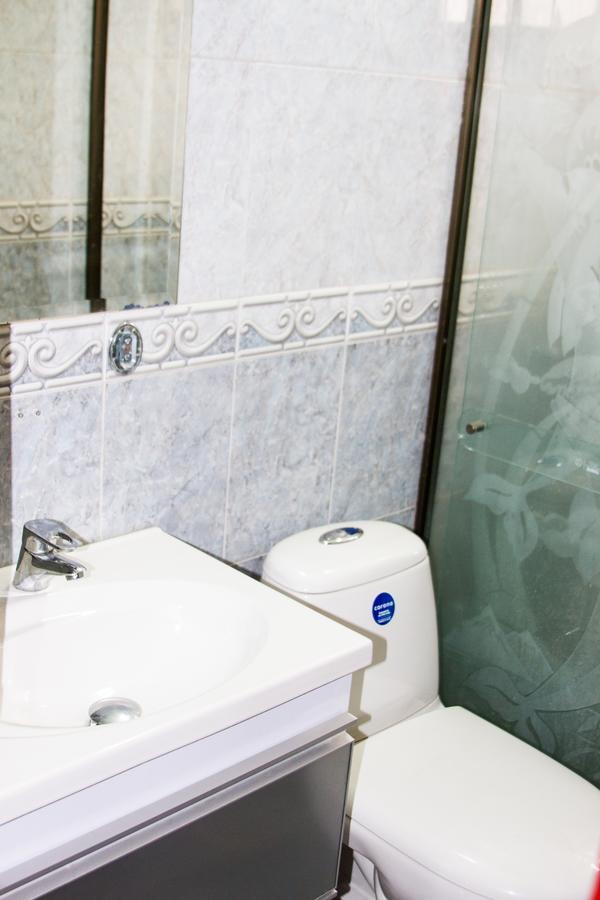 D'Lujo Bed & Breakfast Bogota Ngoại thất bức ảnh