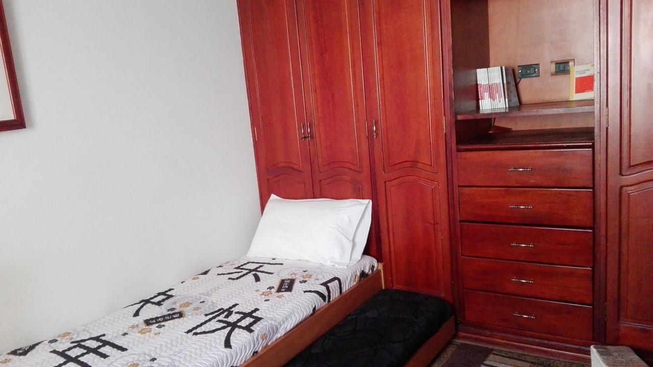 D'Lujo Bed & Breakfast Bogota Ngoại thất bức ảnh